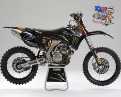 YAMAHA YZ black