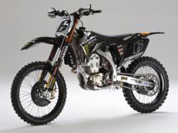 YAMAHA YZ black