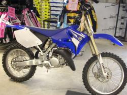 YAMAHA YZ red