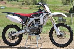 YAMAHA YZ red