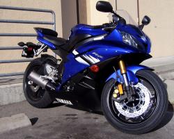 YAMAHA YZF-R6 blue