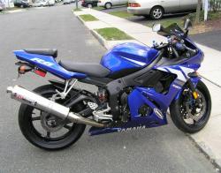 YAMAHA YZF-R6 blue