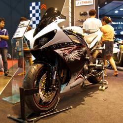 Yamaha YZF-R1