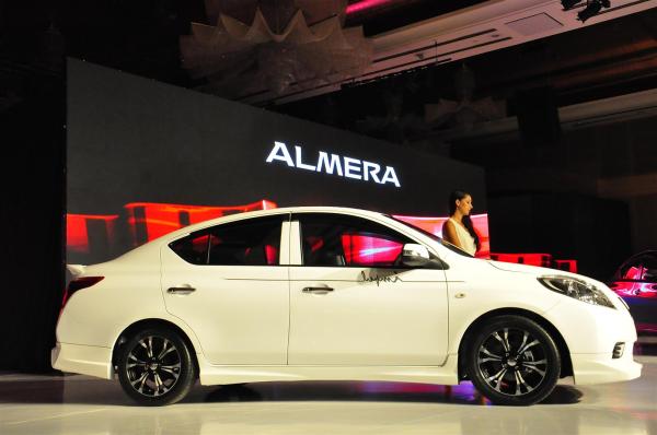 nissan almera