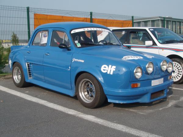 renault dauphine